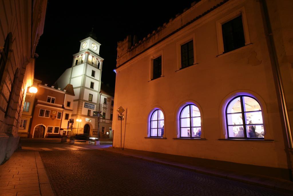 Hotel Bílý Koníček Trebon Exterior foto